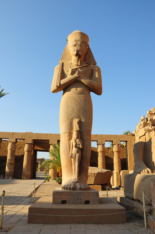 Karnak - Ngôi đền thiêng của Ai Cập